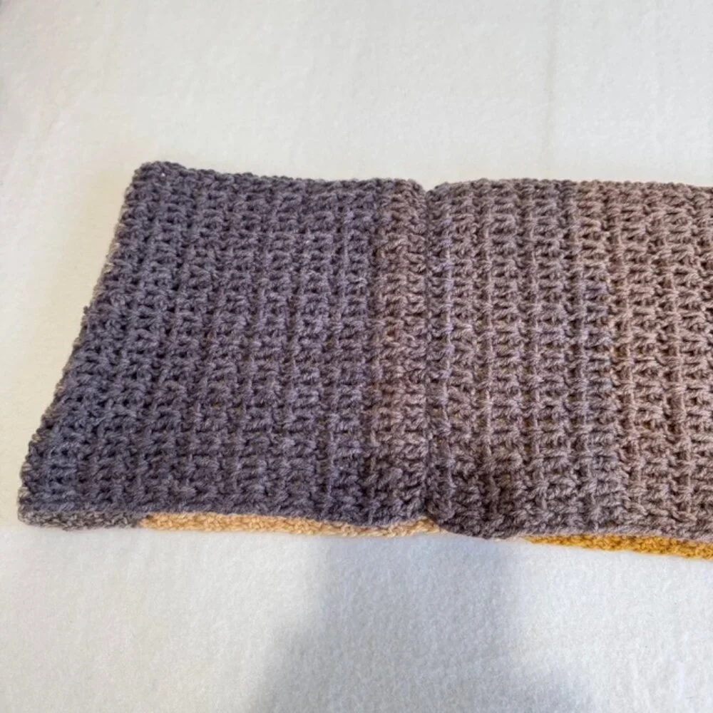 HANDMADE Crochet V-Stitch Infinity Scarf NWT One of a Kind - Picture 11 of 14